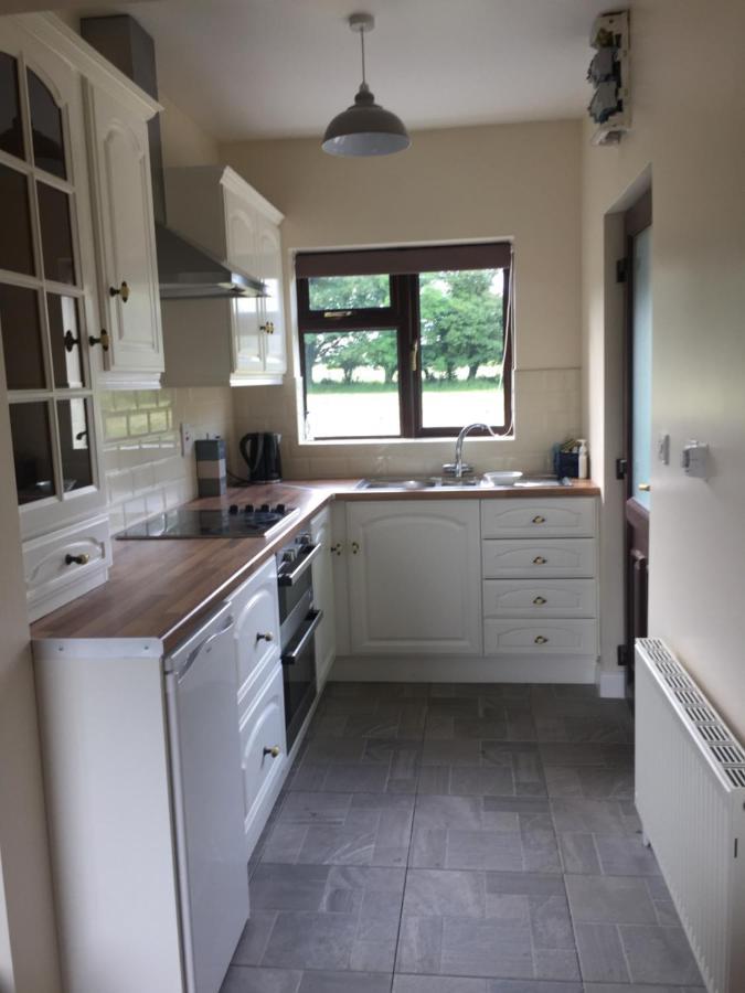Kits Lodge Crover Cavan Extérieur photo